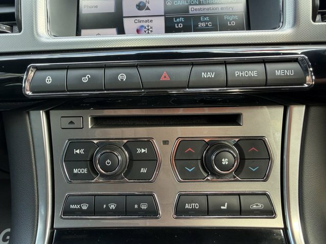 Jaguar XF 2.2D 200 Luxury White #25