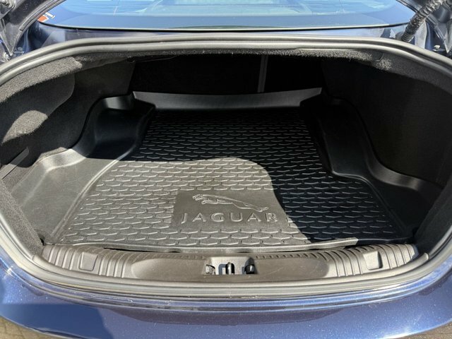 Jaguar XF 2.2D 200 Luxury White #29