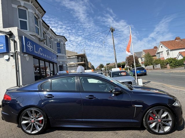 Jaguar XF 2.2D 200 Luxury White #9