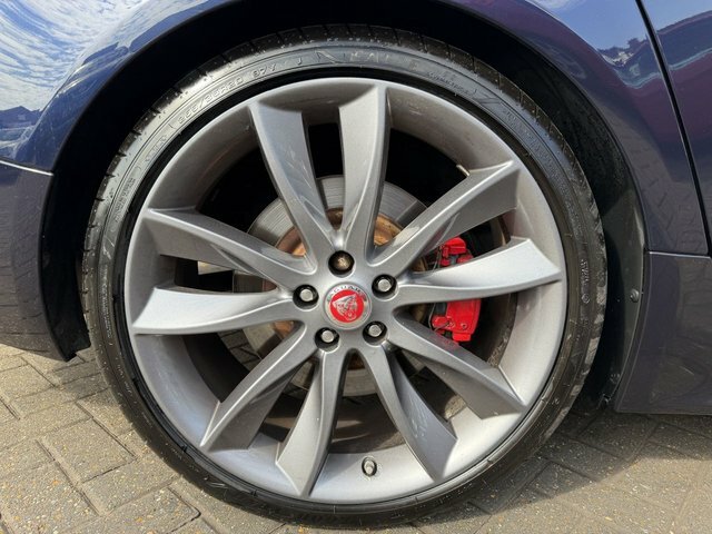 Jaguar XF 2.2D 200 Luxury White #32