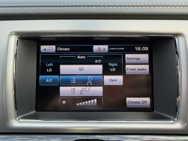 Jaguar XF 2.2D 200 Luxury White #24