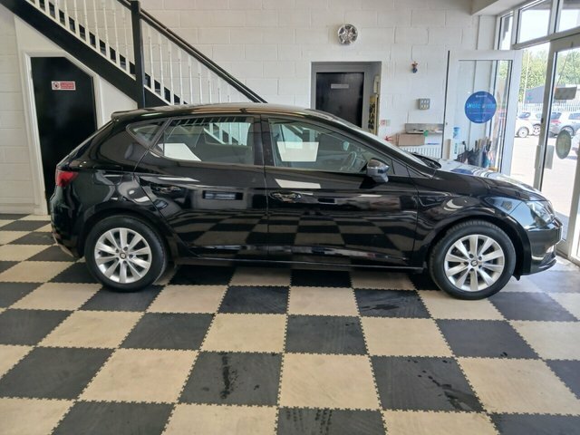 Seat Leon Tsi Se Hatchback LM69OLW Black #4