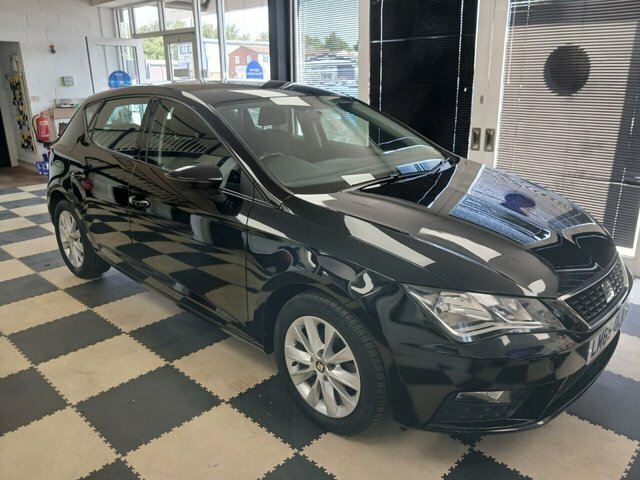 Seat Leon Tsi Se Hatchback LM69OLW Black #3