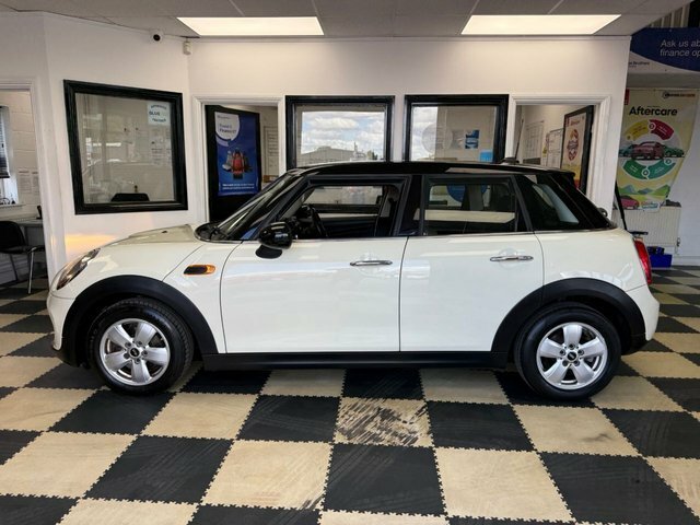Mini Hatch Cooper Hatchback SH65OUY White #4
