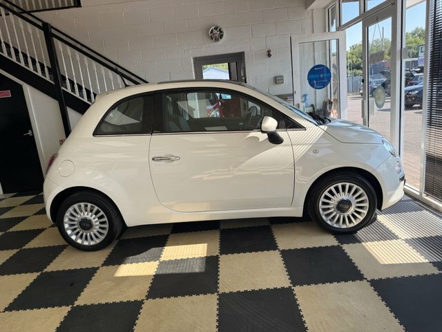 Fiat 500 Lounge Hatchback White #3