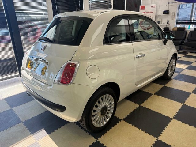 Fiat 500 Lounge Hatchback White #6