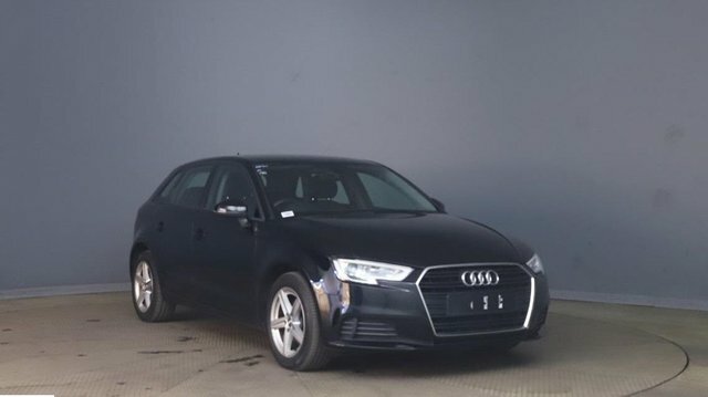 Audi A3 Tfsi 30 Se Technik RF19MEV Black