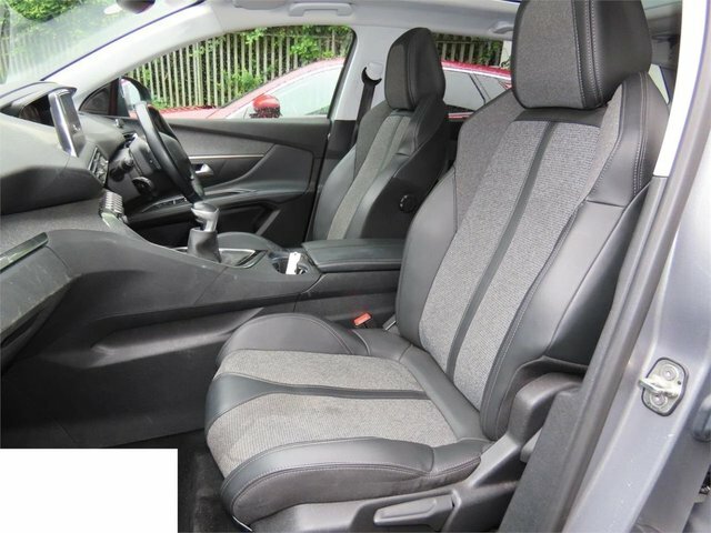 Peugeot 5008 Puretech Allure Suv Grey #2