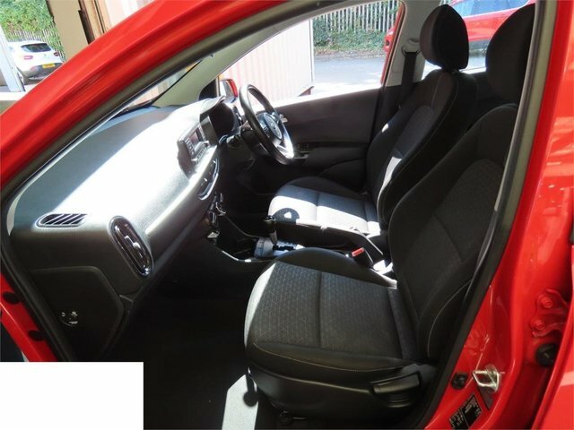 Kia Picanto 2 Hatchback Red #2