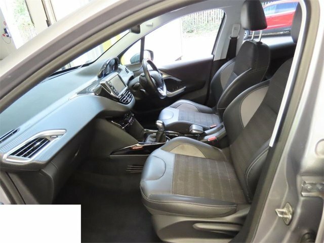Peugeot 2008 1.6 2008 Active Black #2