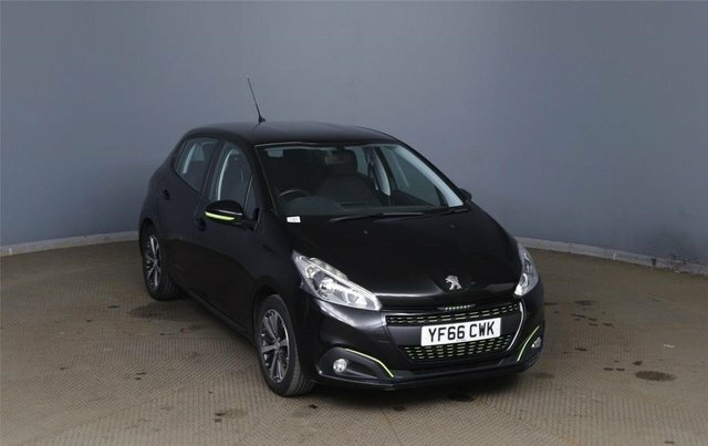Peugeot 208 Hatchback 1.2 Puretech Allure 2016 Black #1