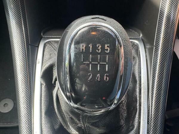 Vauxhall Cascada 1.6T 16V Elite Euro 5 Ss Black #6