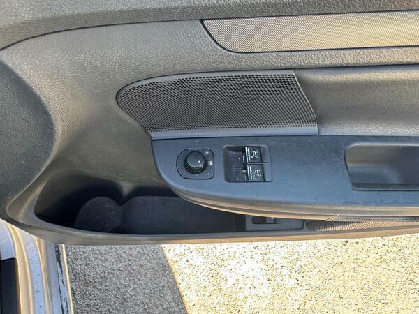 Volkswagen Golf 1.4 E Black #13
