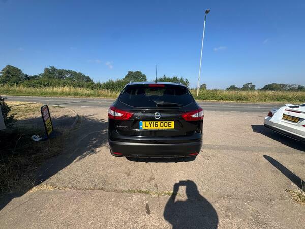 Nissan Qashqai 1.2 Dig-t N-connecta 2Wd Euro 6 Ss Black #4