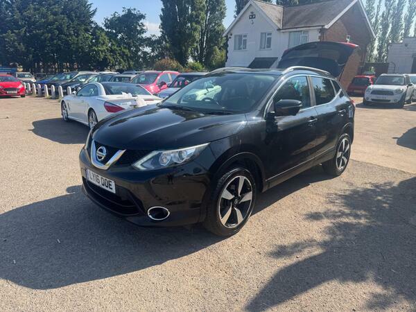 Nissan Qashqai 1.2 Dig-t N-connecta 2Wd Euro 6 Ss Black #2