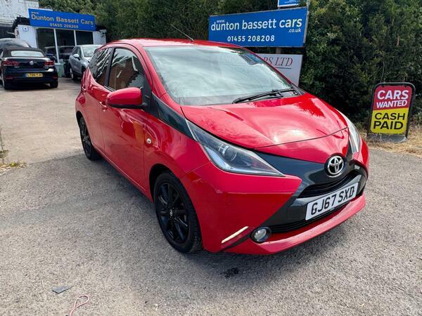 Toyota Aygo 1.0 Vvt-i X-style Euro 6 Red