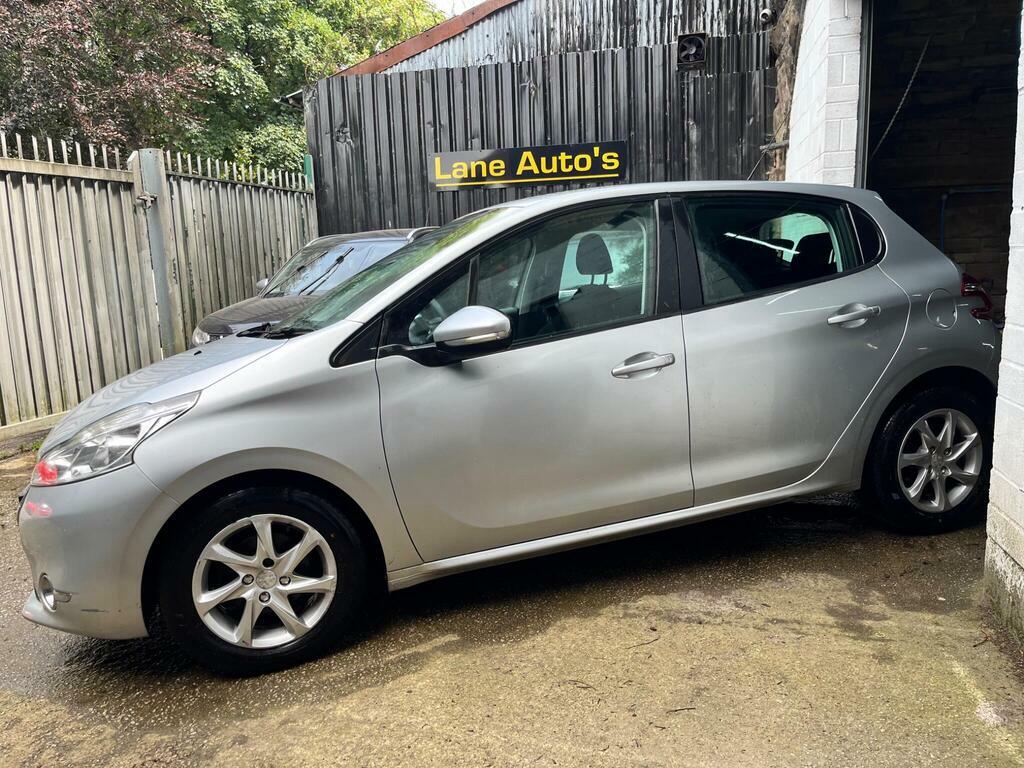 Peugeot 208 1.2 Vti Puretech Active Euro 5 Silver #6