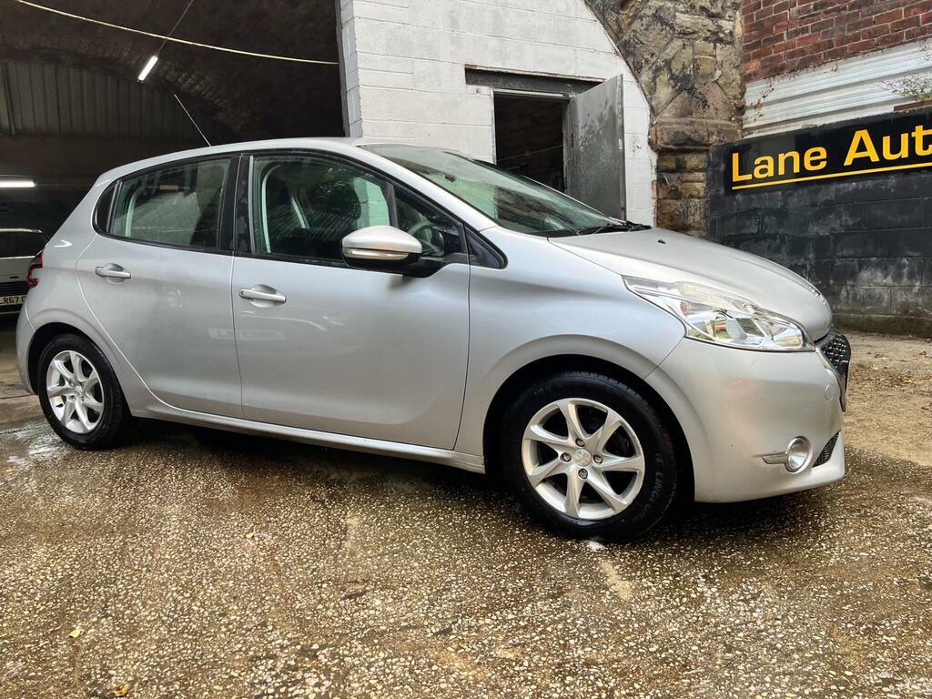 Peugeot 208 1.2 Vti Puretech Active Euro 5 Silver #5