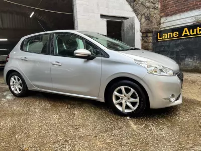 Peugeot 208 1.2 Vti Allure #5