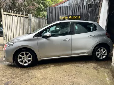 Peugeot 208 1.2 Vti Allure #8