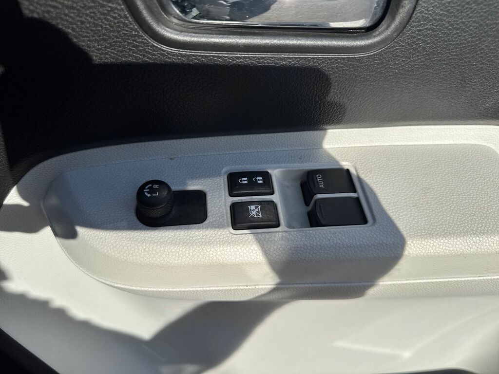 Suzuki Ignis Hatchback Black #16
