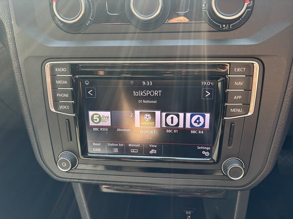 Volkswagen Caddy C20 Tdi Startlinebusiness Pack White #21
