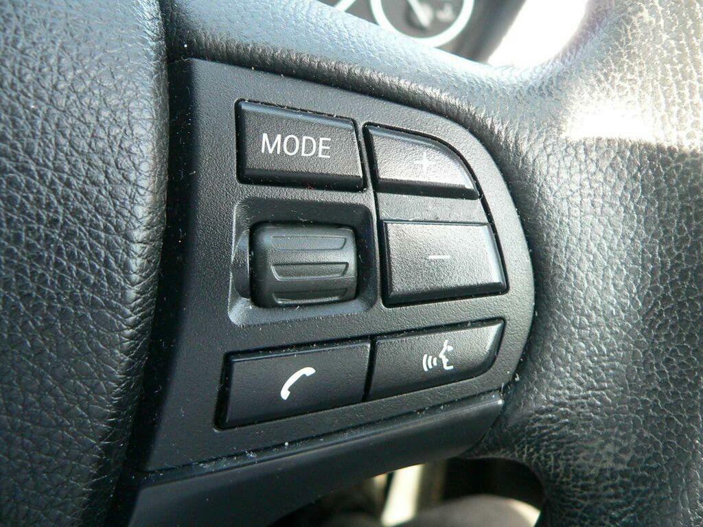 BMW 3 Series 2.0 318I Exclusive Edition Touring Euro 5 Ss Black #17