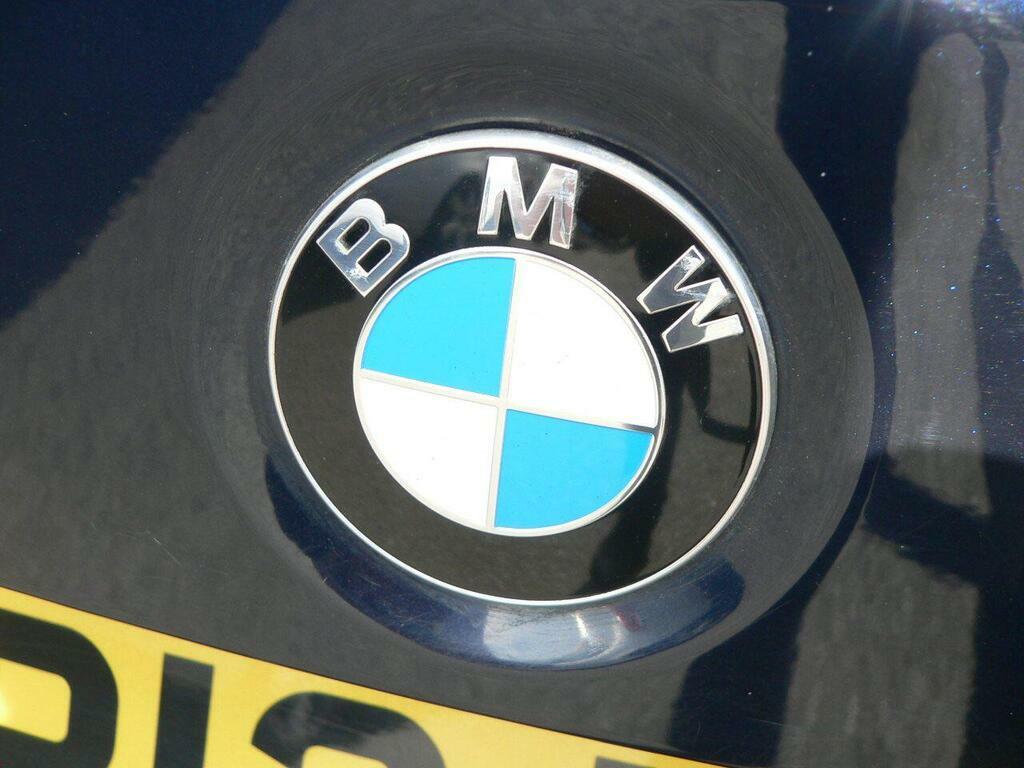 BMW 3 Series 2.0 318I Exclusive Edition Touring Euro 5 Ss Black #32