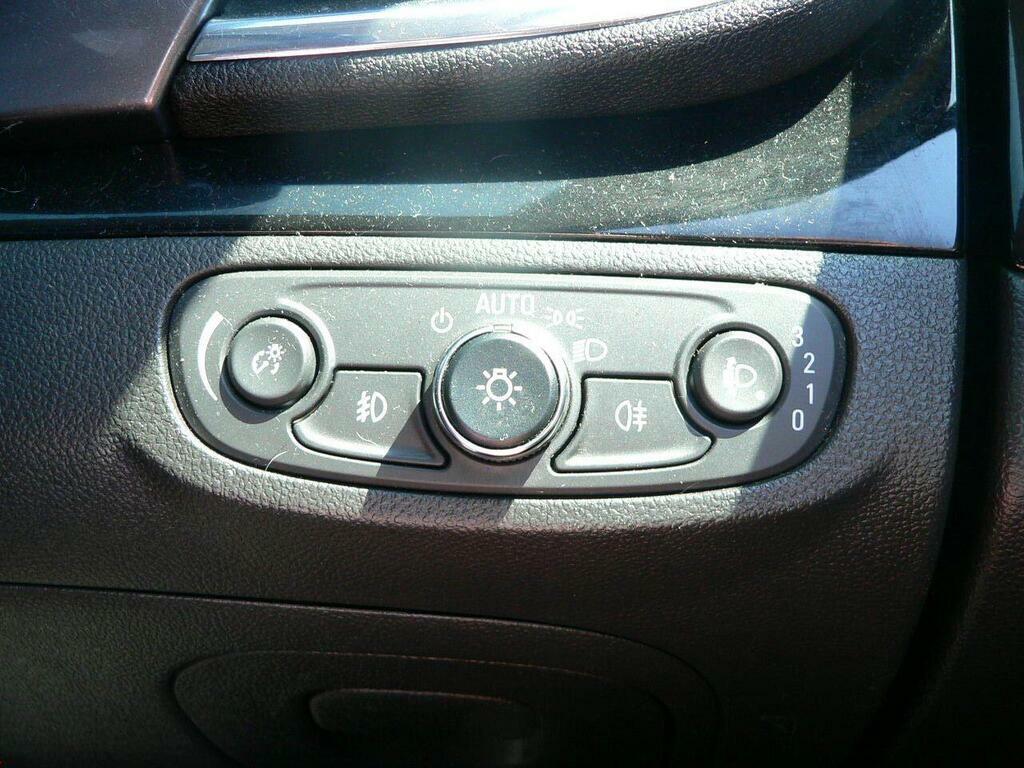 Vauxhall Mokka X 2019 1.4I Turbo Active 6-Speed 138 Bhp Eur White #19