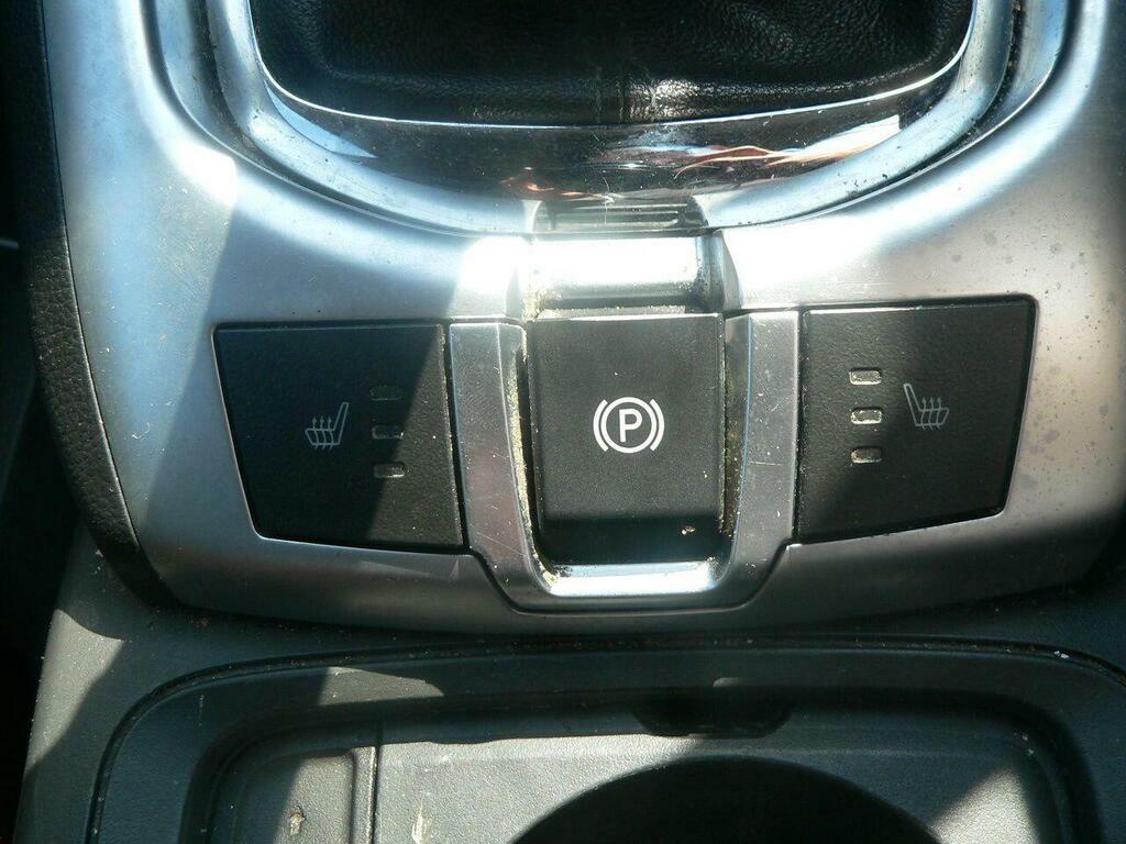 Vauxhall Antara 2.2L Exclusiv Cdti Ss 161 Bhp White #22