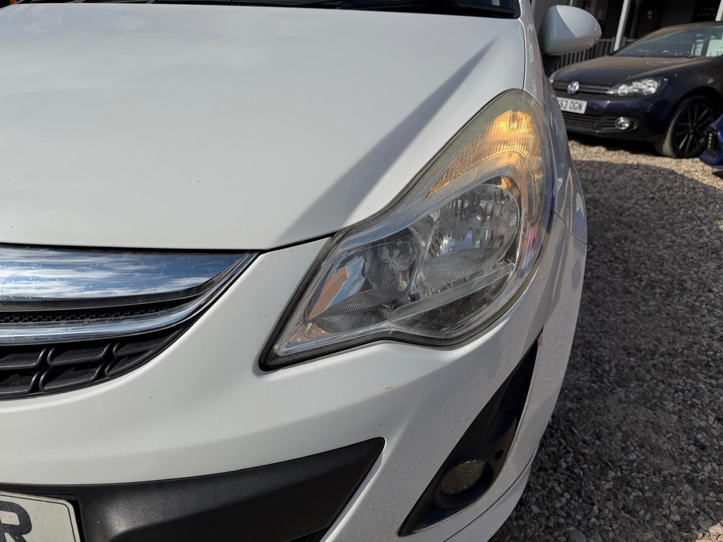 Vauxhall Corsa Hatchback 1.2 Yellow #44