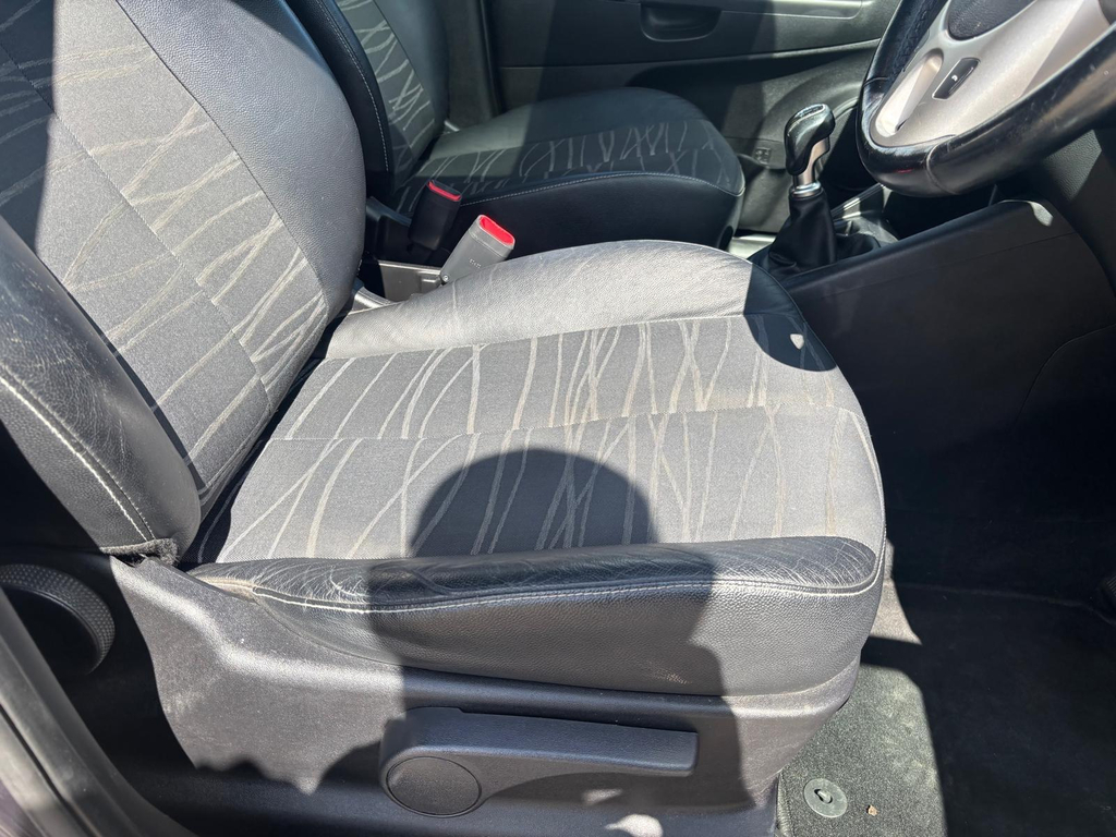 Kia Venga 1.6 4 Euro 6 White #52