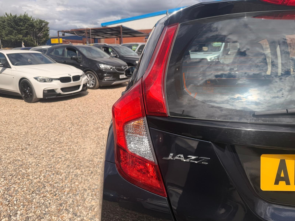 Honda Jazz Jazz Ex I-mmd Cvt Blue #31