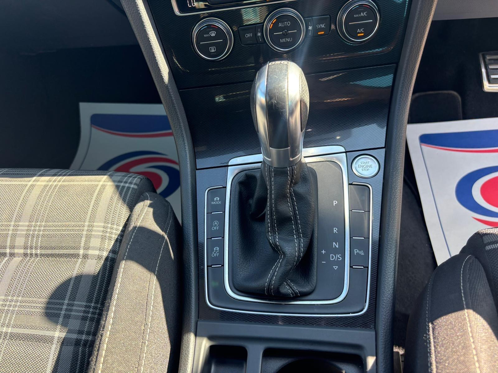 Volkswagen Golf 1.6 Tdi Bluemotion Tech Se Nav Euro 6 Ss Black #8