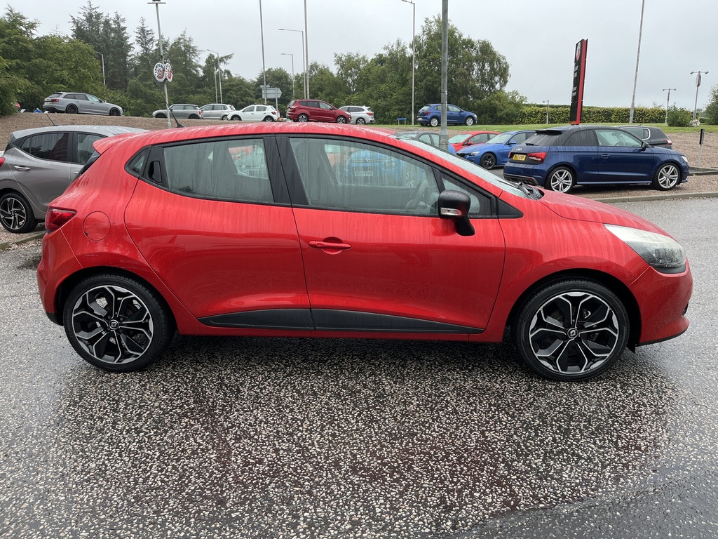 Renault Clio 1.2 16V Play SW66WPF Red #2