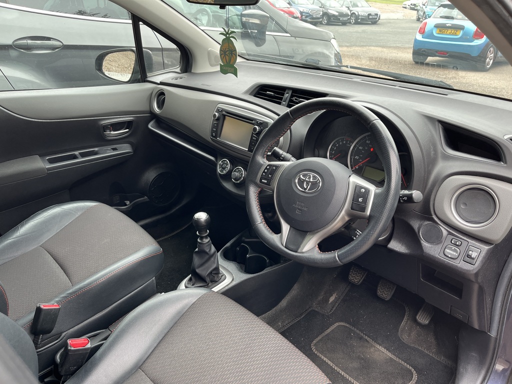 Toyota Yaris 1.33 Dual Vvt-i Tr Blue #2