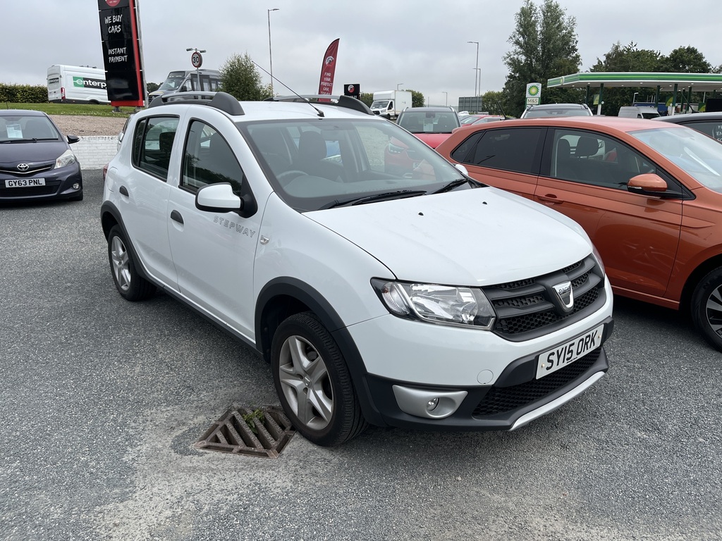 Dacia Sandero Stepway 0.9 Tce Ambiance White