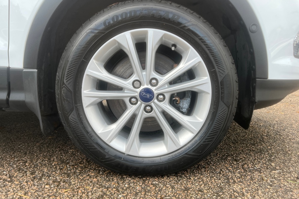 Ford Kuga 2.0 Tdci 180 Titanium White #5