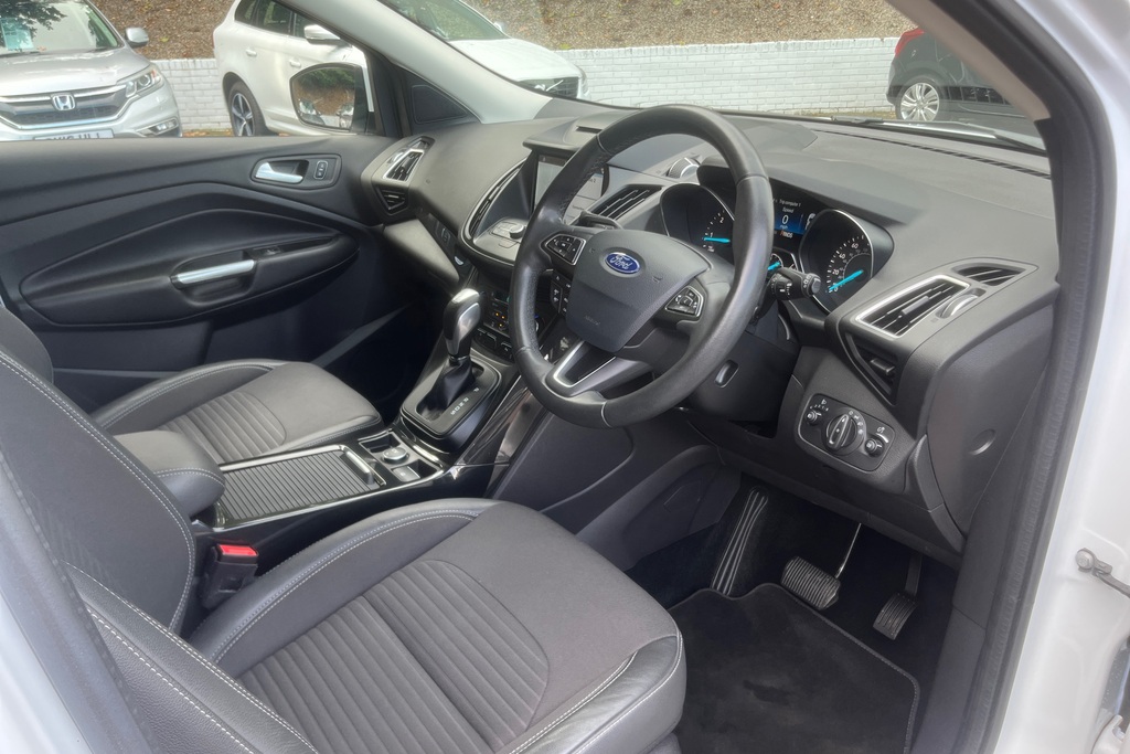 Ford Kuga 2.0 Tdci 180 Titanium White #6