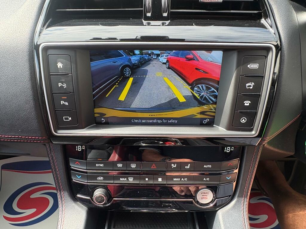 Jaguar F-Pace 2.0 D180 Portfolio Awd Euro 6 Ss Black #18