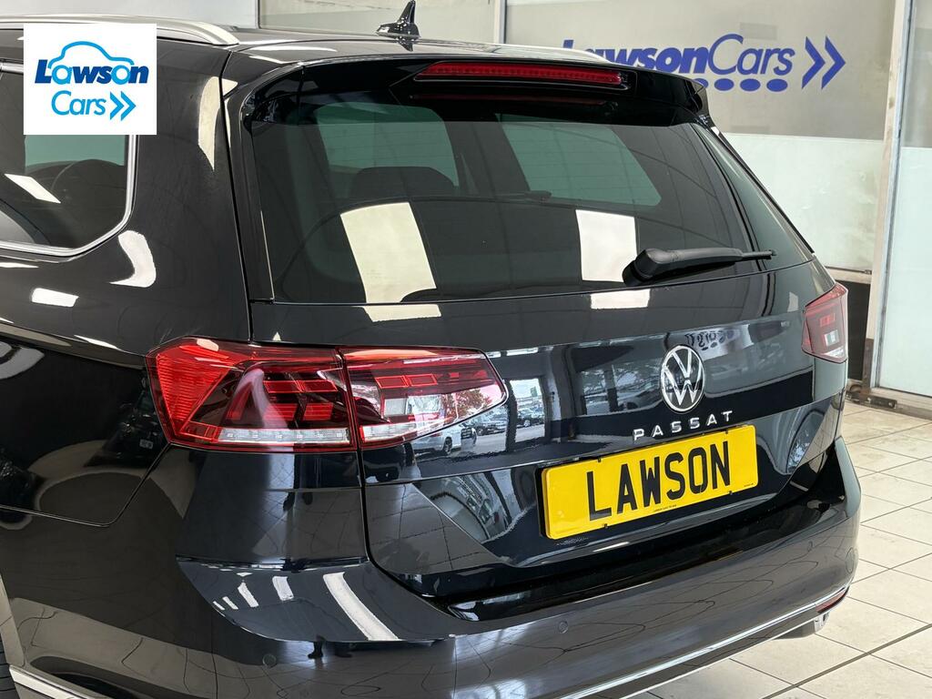 Volkswagen Passat 1.5 Tsi Evo R-line Estate Dsg Euro 6 S Black #4