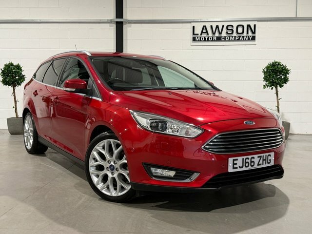 Ford Focus 1.0T Ecoboost Titanium X Estate Red #4