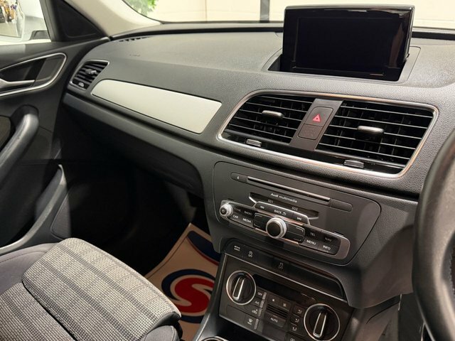 Audi Q3 Suv 2.0 Tfsi Se S Tronic Quattro Euro 6 Ss Blue #16