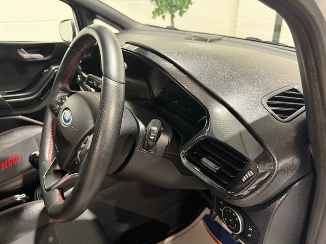 Ford Fiesta 1.0 Ecoboost 125 St-line X Edn 7 Speed Red #9