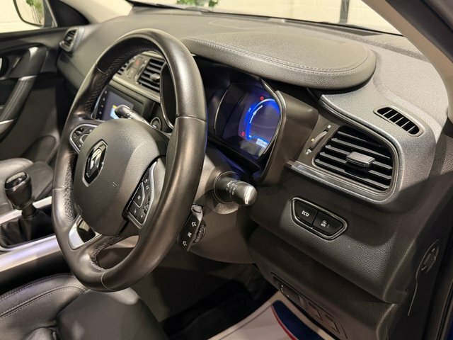 Renault Kadjar 1.3 Tce Iconic Suv Euro 6 Ss White #19