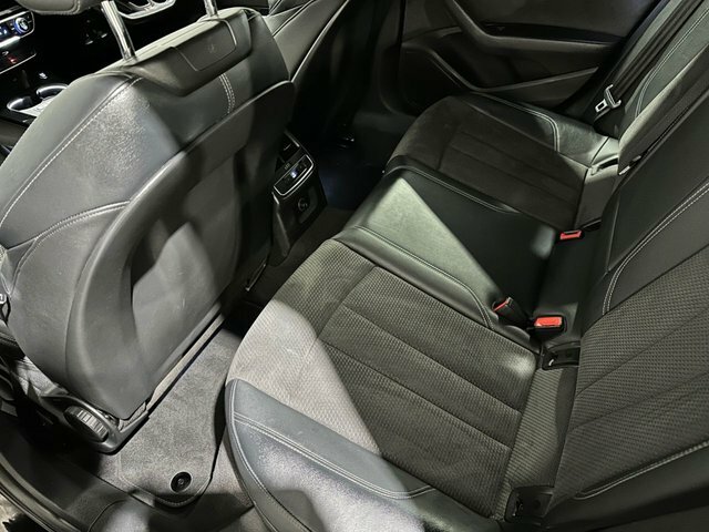 Audi A4 2.0 Tdi 35 Black Edition Saloon S Troni Black #3