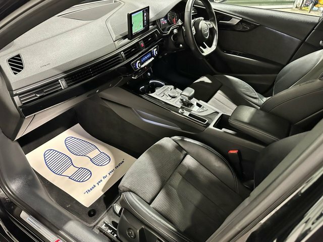 Audi A4 2.0 Tdi 35 Black Edition Saloon S Troni Black #2