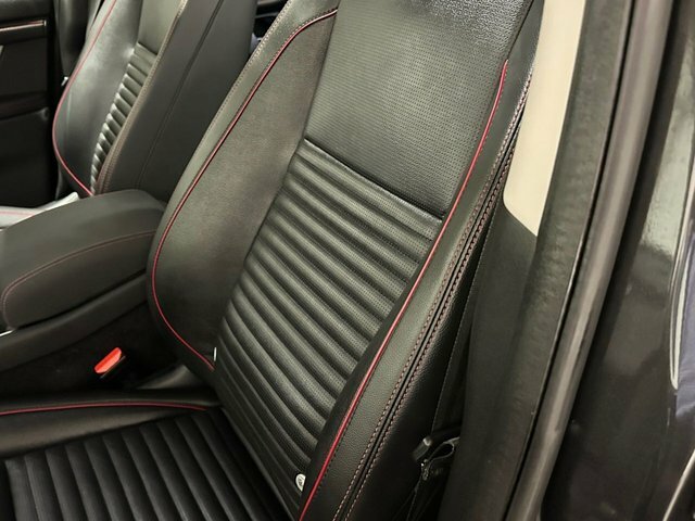 Land Rover Discovery Sport 2.0 D165 Mhev R-dynamic Se Suv 4Wd Black #21