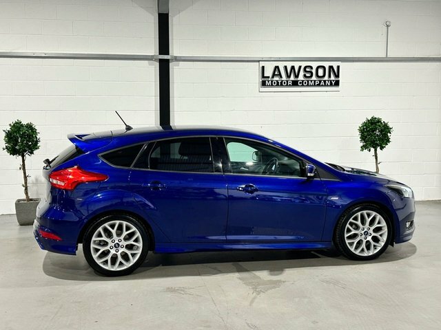 Ford Focus 1.0T Ecoboost St-line Hatchback Blue #4