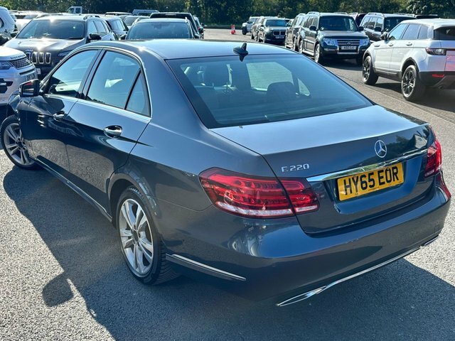 Mercedes-Benz E Class 2.1 E220 Bluetec Se Saloon G-tronic Eu Grey #4